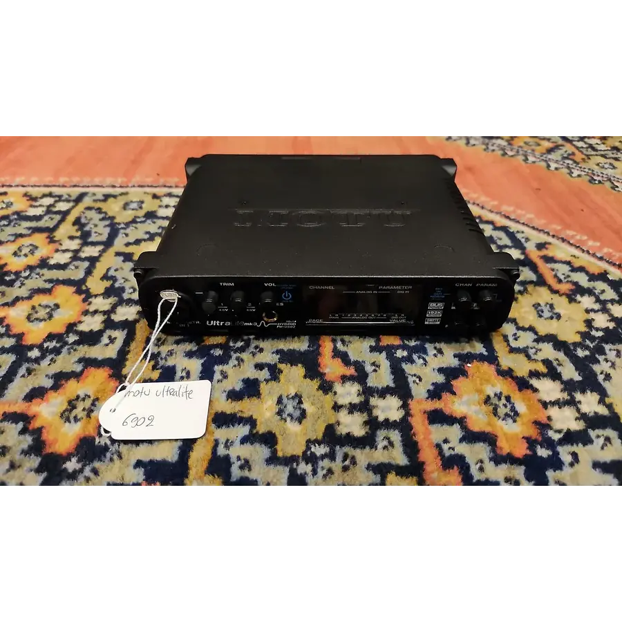 Motu Ultralite mk3 Hybrid FW-USB2 -