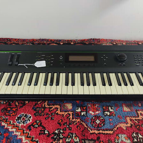Kurzweil K 2000 Keyboard  Kurzweil K 2000 Keyboard