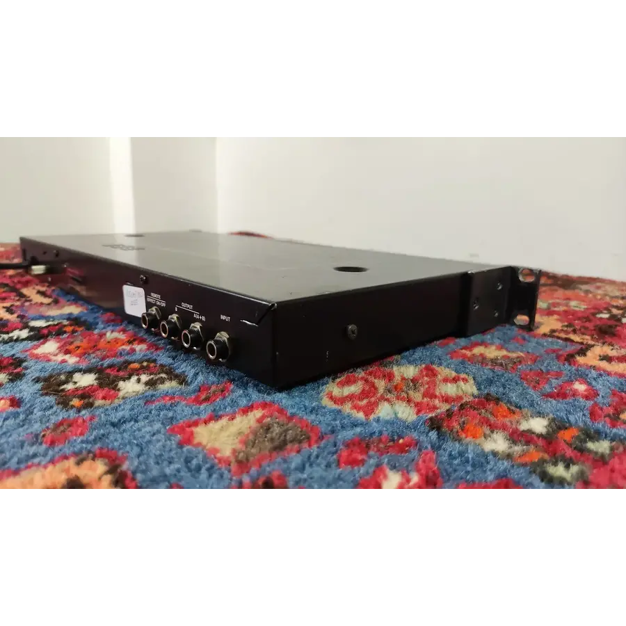 Boss CE-300