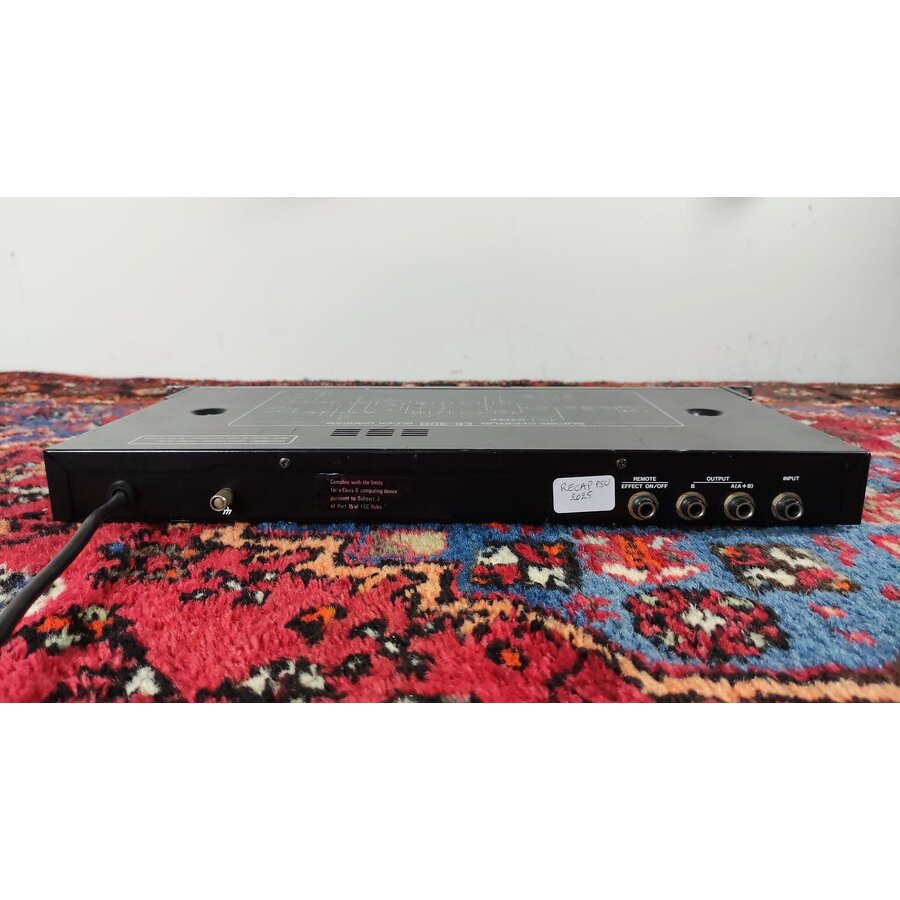 Boss CE-300