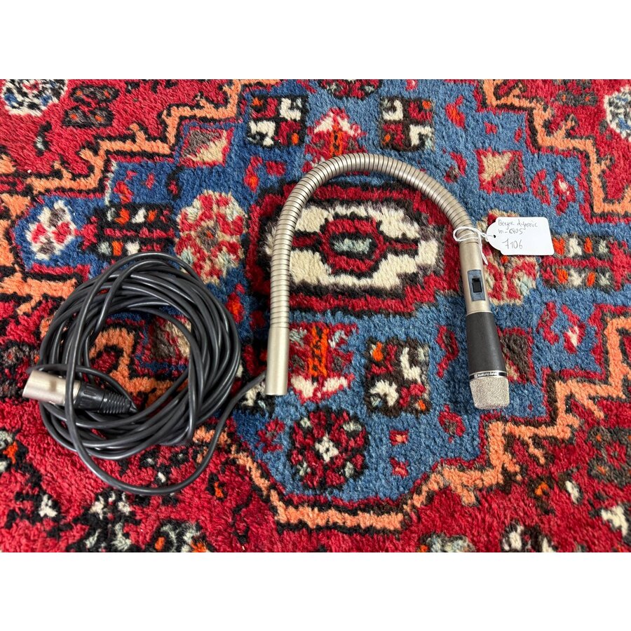 Beyer Dynamic M-680S