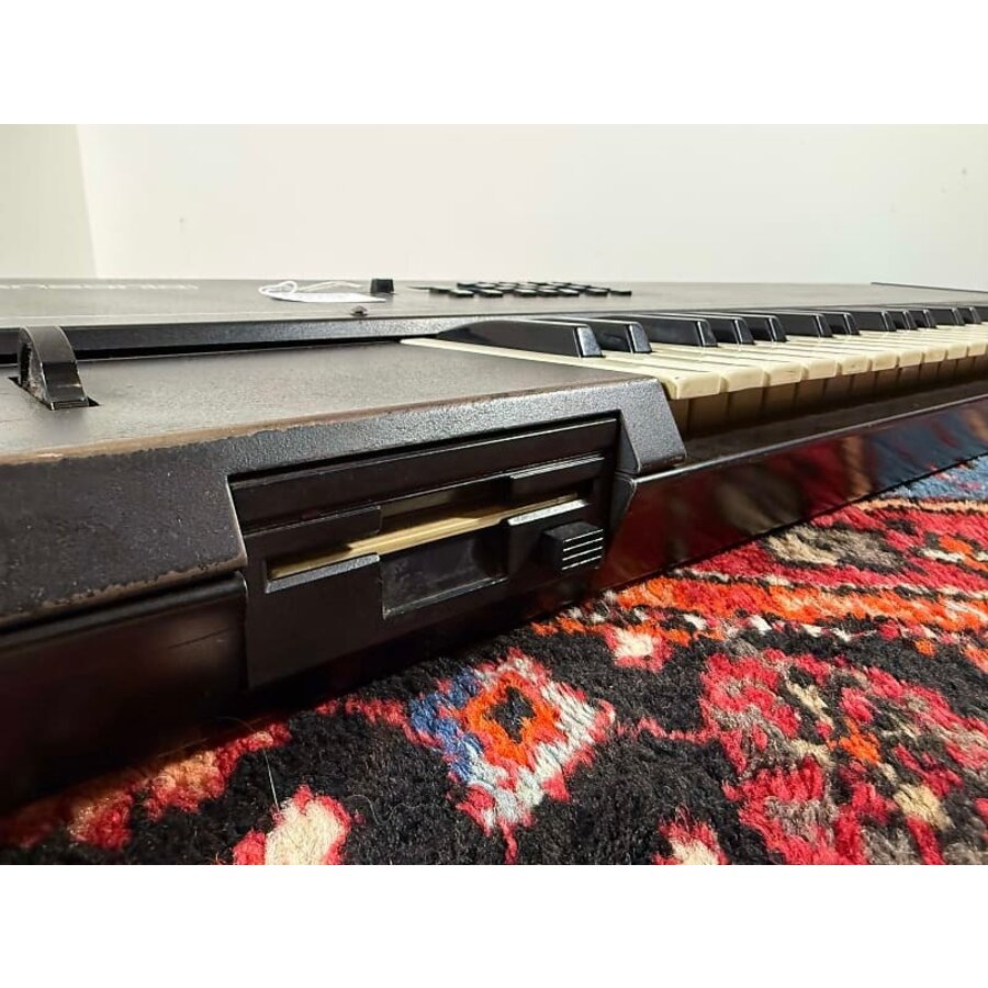 Ensoniq Mirage + Filter cartridge