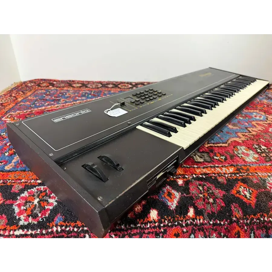Ensoniq Mirage + Filter cartridge