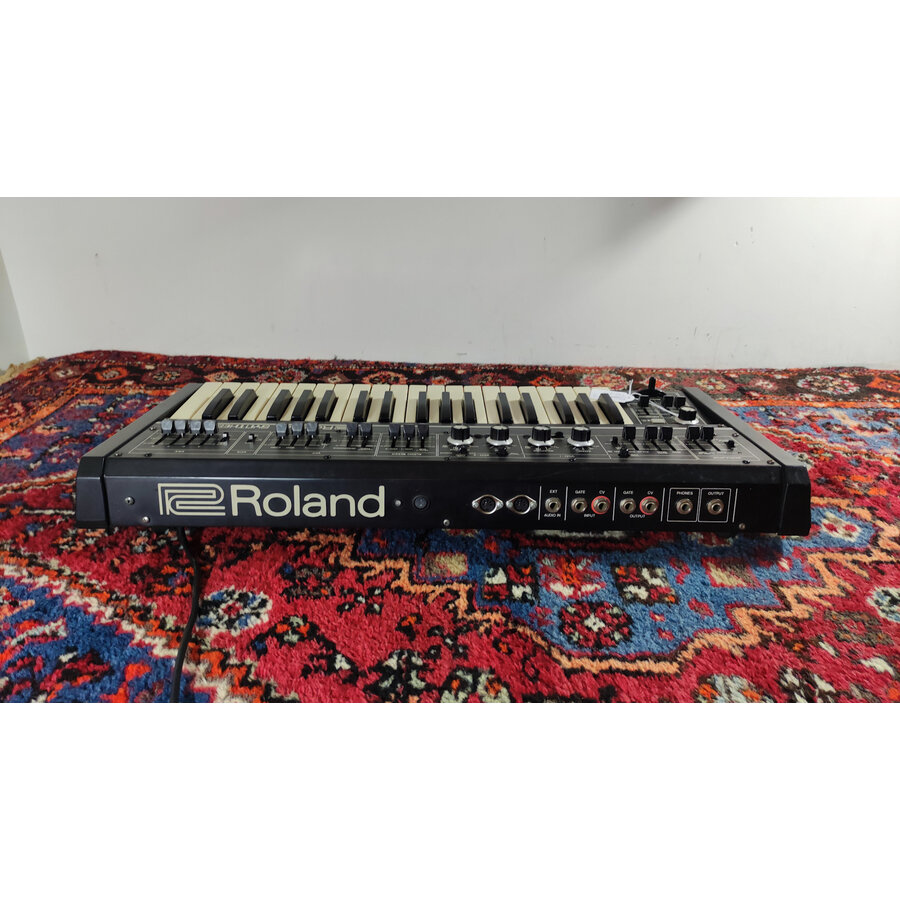 Roland SH-2