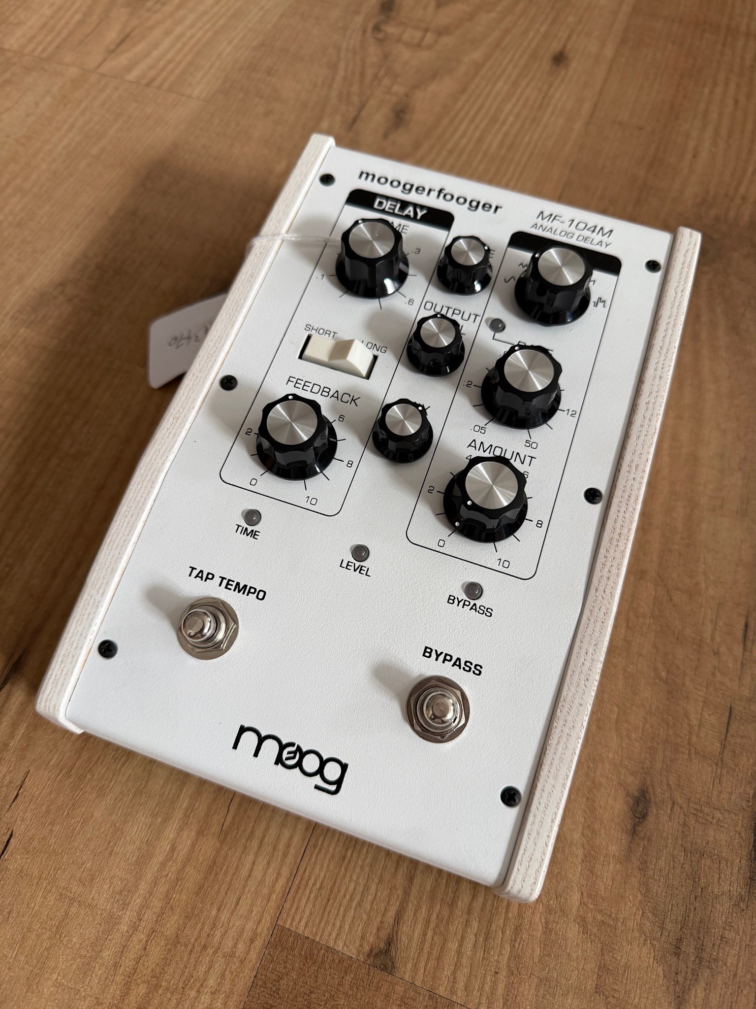 Moog Moogerfooger MF-104M - Limited Edition (White) - Turnlab