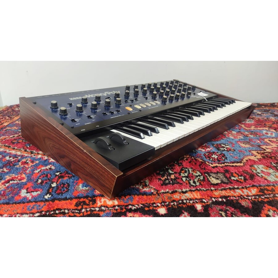 Korg Mono/Poly with Tubbutec MIDI