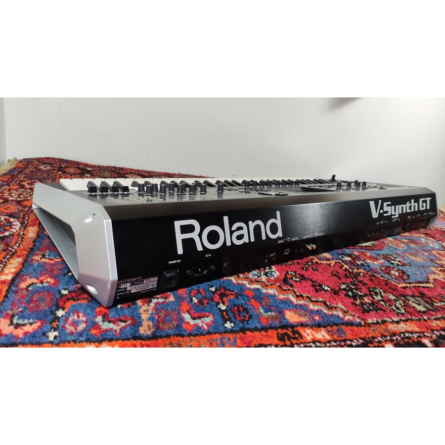 Roland V-Synth