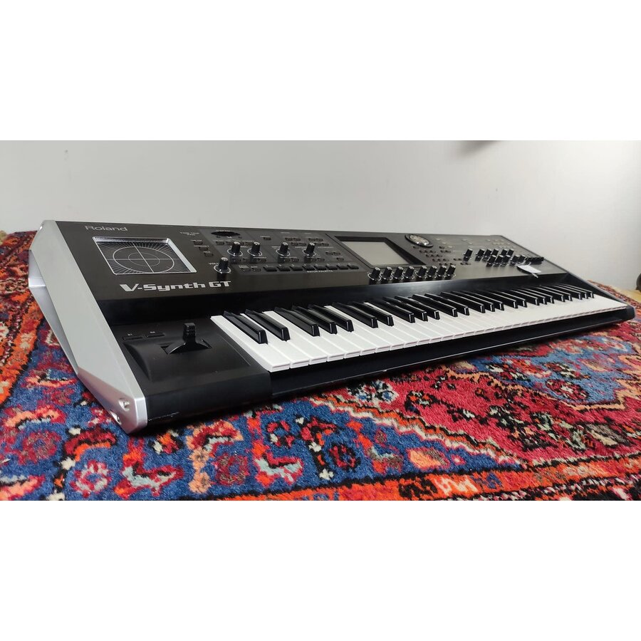 Roland V-Synth