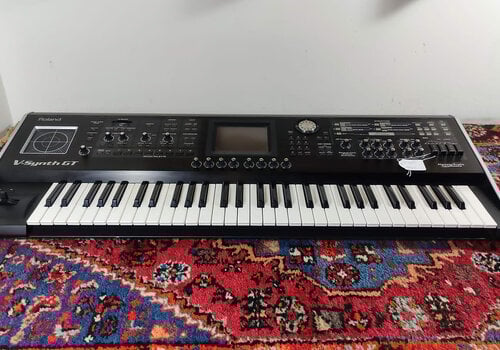 Roland V-Synth 