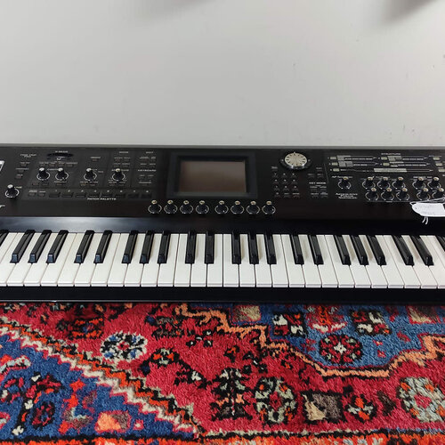 Roland V-Synth 
