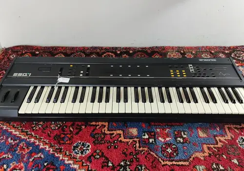Ensoniq ESQ-1 