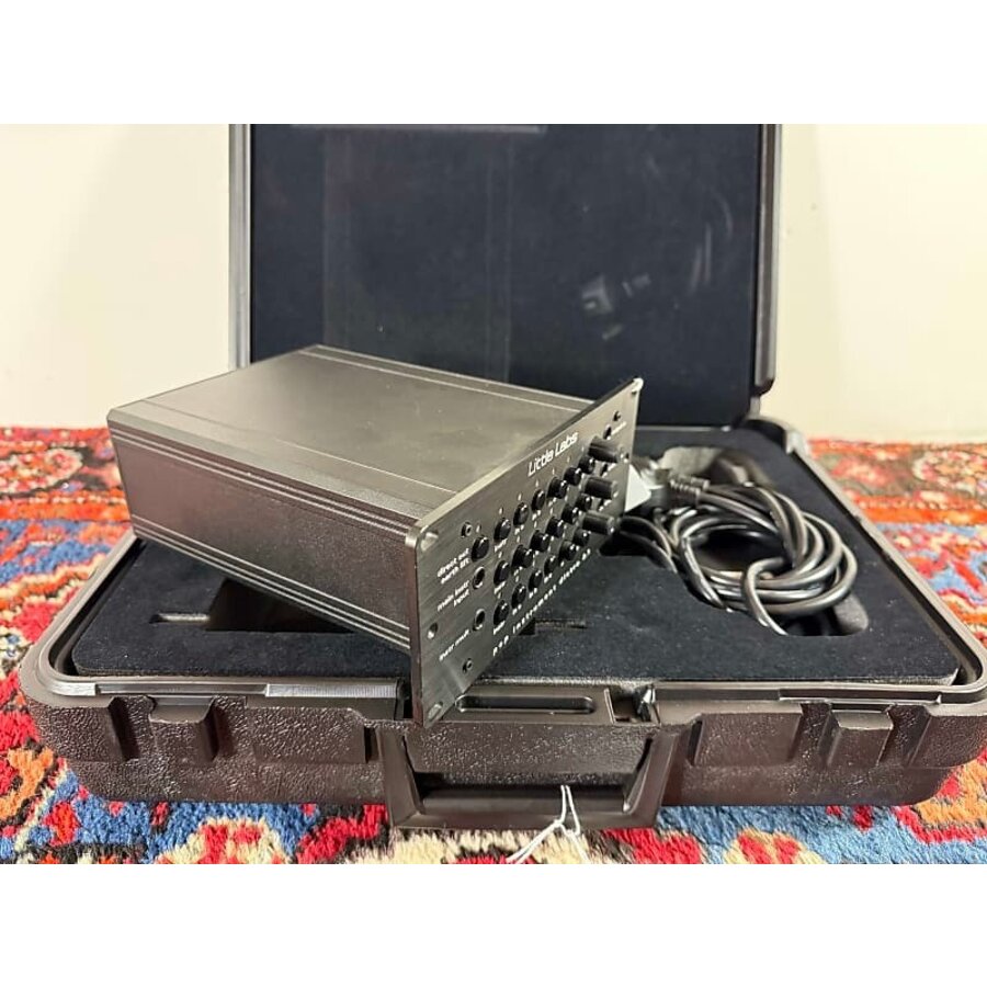 Little Labs pcp instrument distro 3.1 in flightcase w PSU