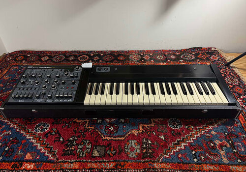 Roland SH-3A (117v model) 