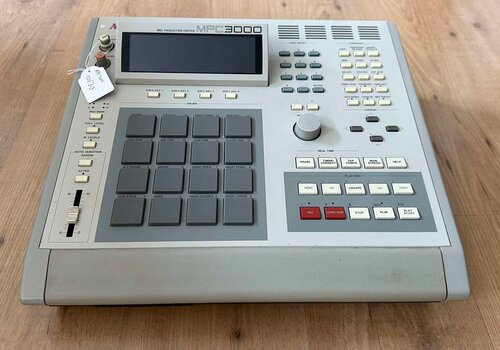 Akai MPC 3000 