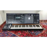 Arturia Matrixbrute (boxed)