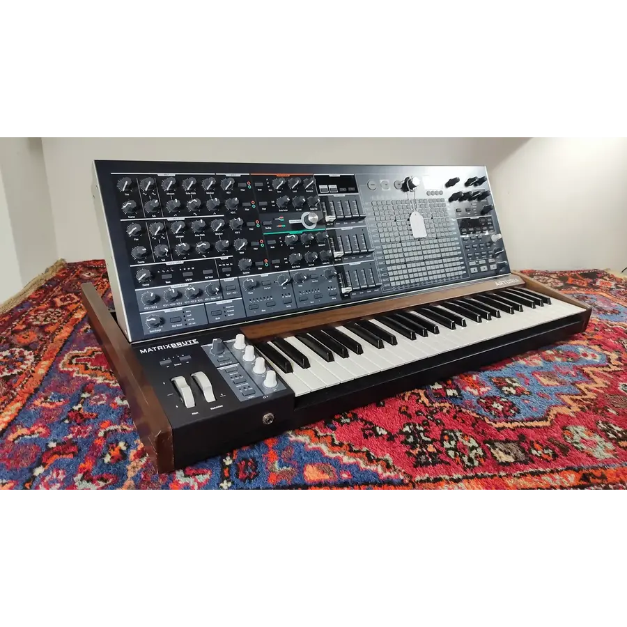 Arturia Matrixbrute (boxed)