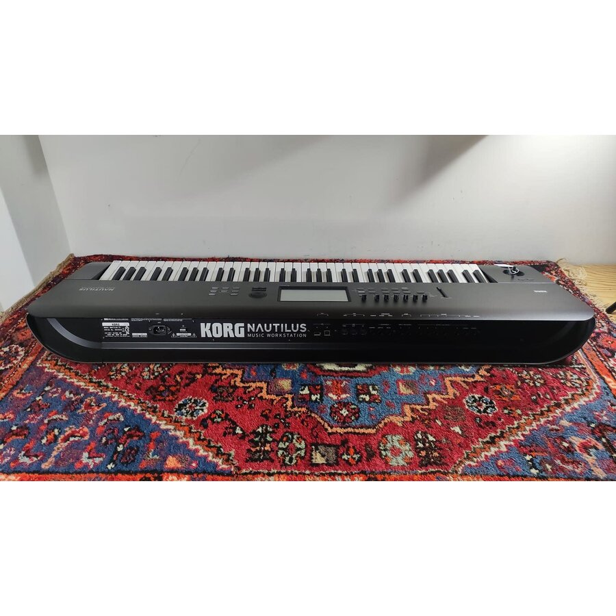 Korg Nautilus 73