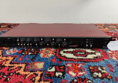 Focusrite Scarlet Octopre, with box 