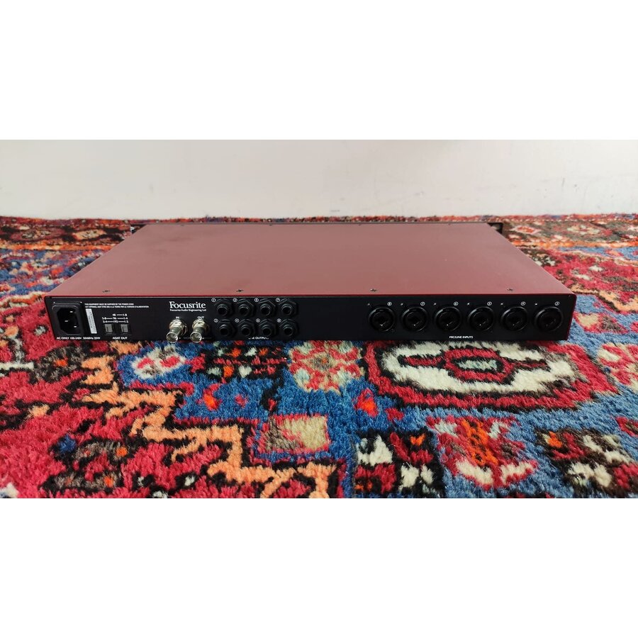 Focusrite Scarlet Octopre, with box