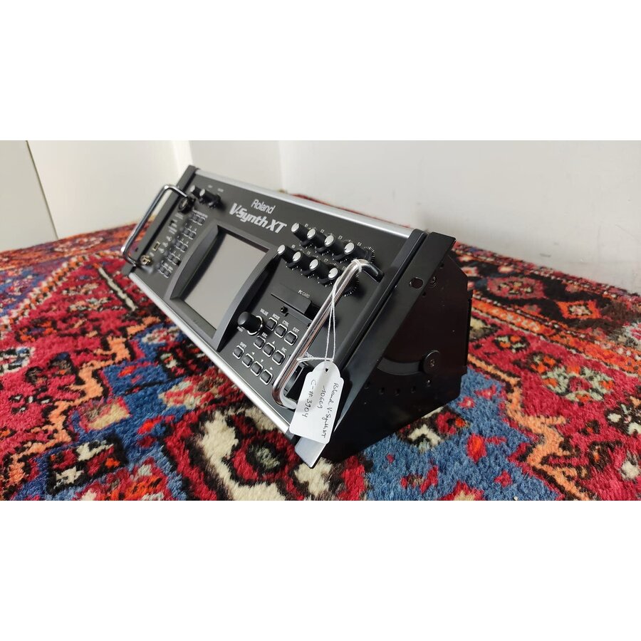Roland V-Synth XT