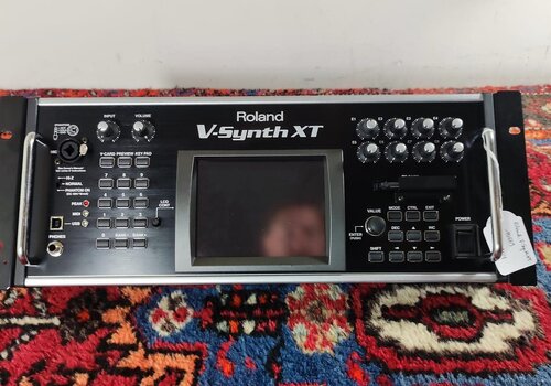 Roland V-Synth XT 