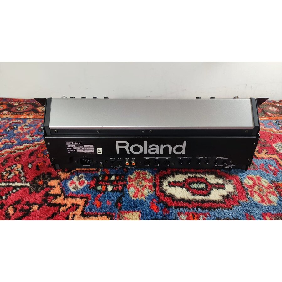 Roland V-Synth XT