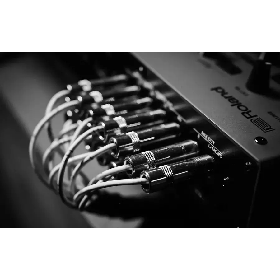 Roland TR-1000 Rhythm Creator