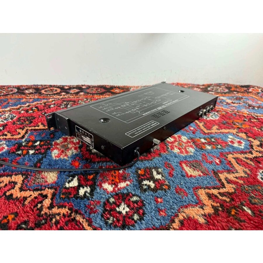 Boss CE-300 Super Chorus
