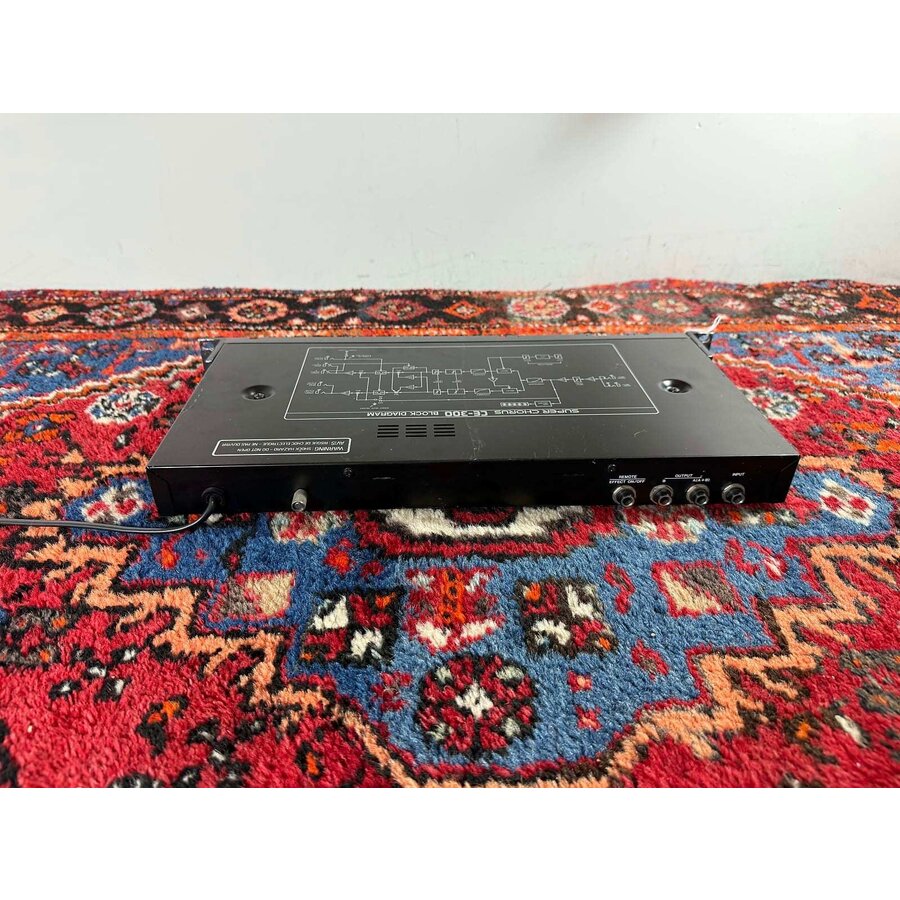 Boss CE-300 Super Chorus