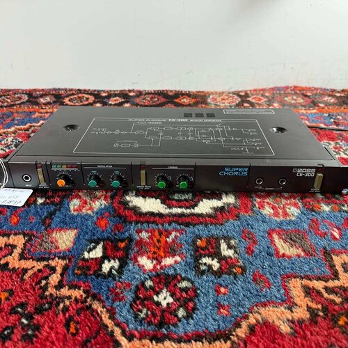Boss CE-300 Super Chorus 