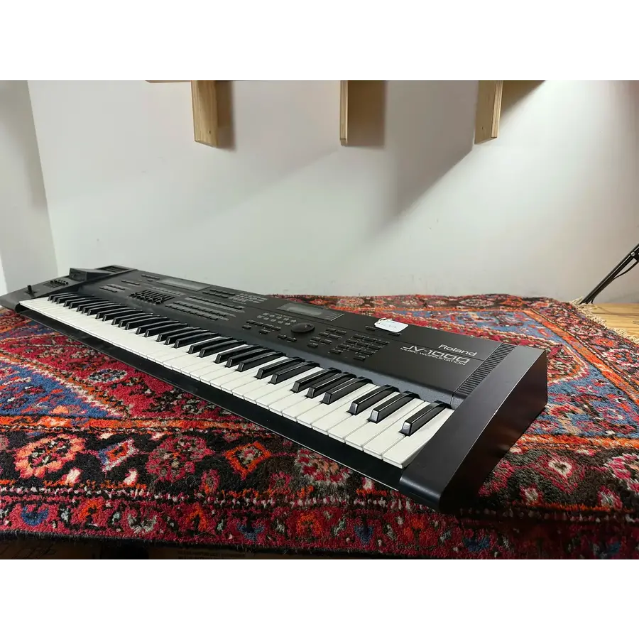 Roland JV-1000 Music Workstation