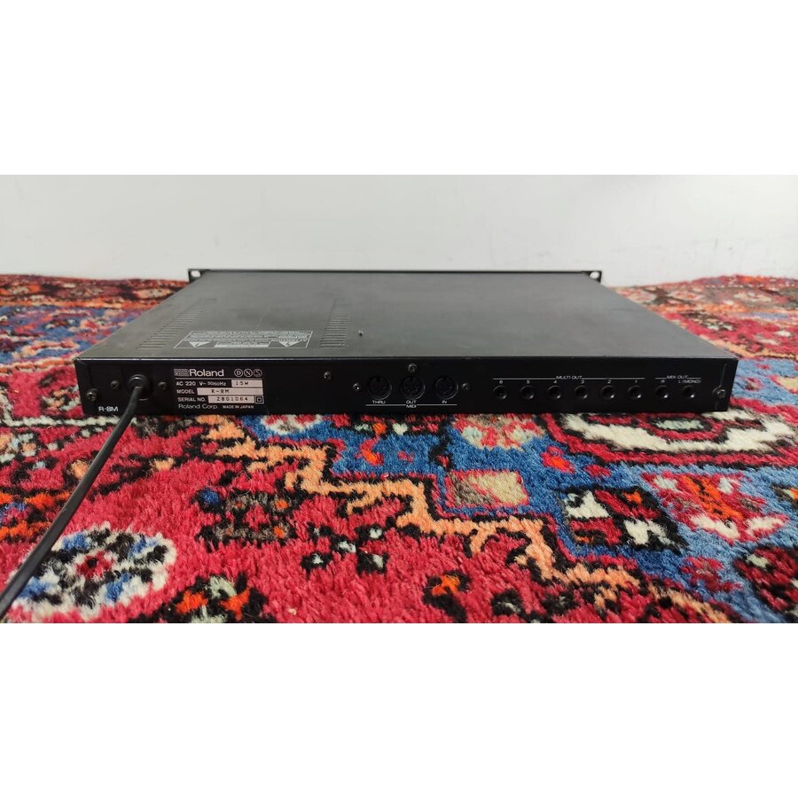 Roland R-8M