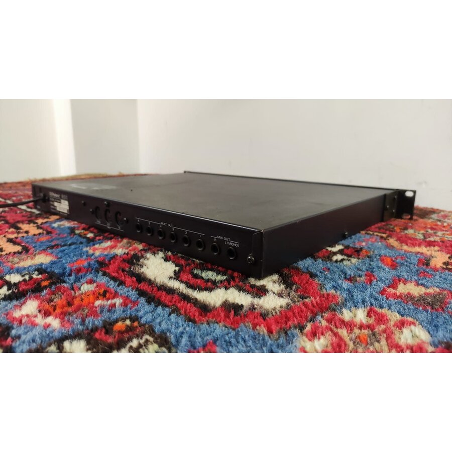 Roland R-8M