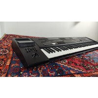 Roland JV-1000