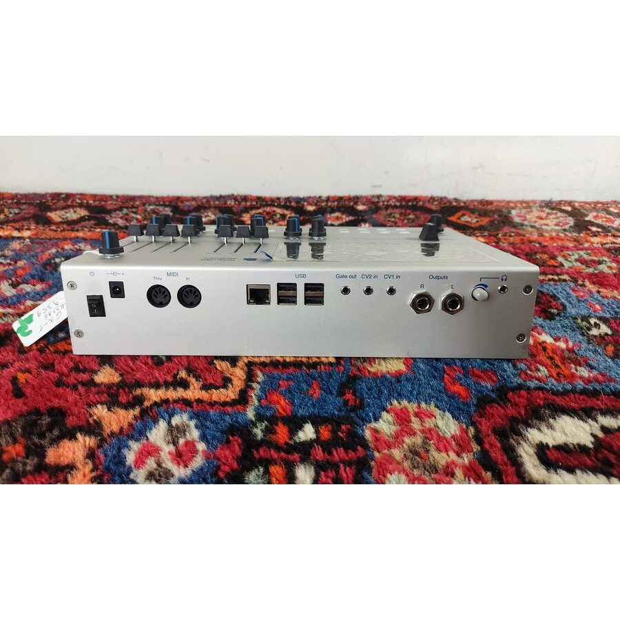 Tasty Chips Electronics GR-1 Granular synthesizer