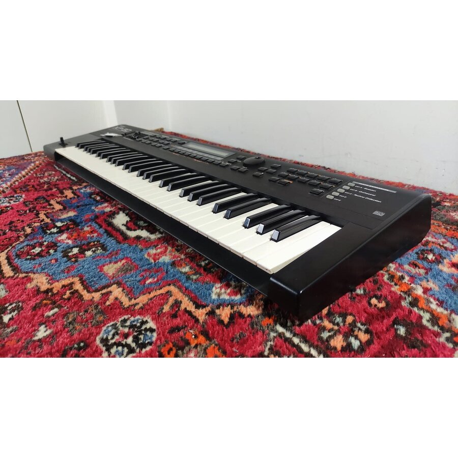 Roland XP-30