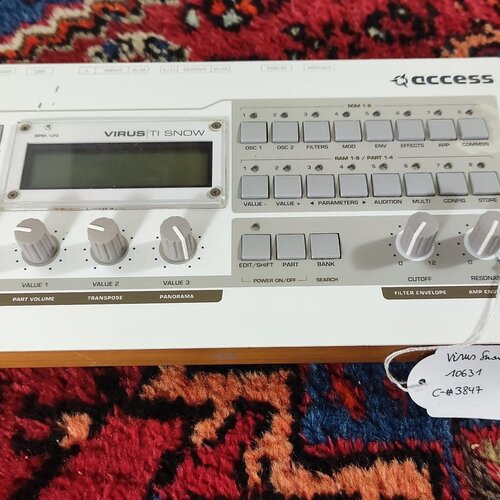 Access Virus TI Snow 