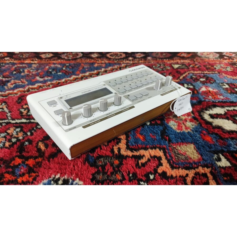 Access Virus TI Snow