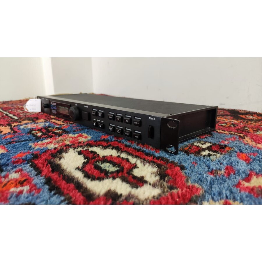 Alesis D4