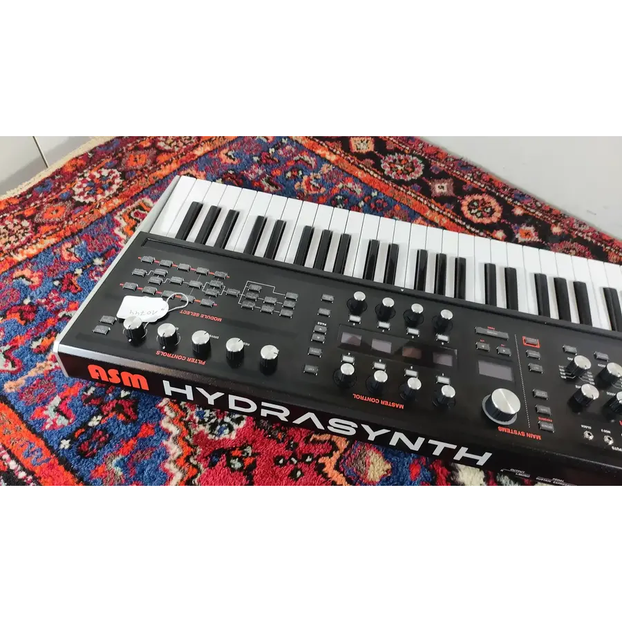Ashun Sound Machines (ASM) Hydrasynth Keyboard