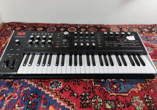 Ashun Sound Machines (ASM) Hydrasynth Keyboard 