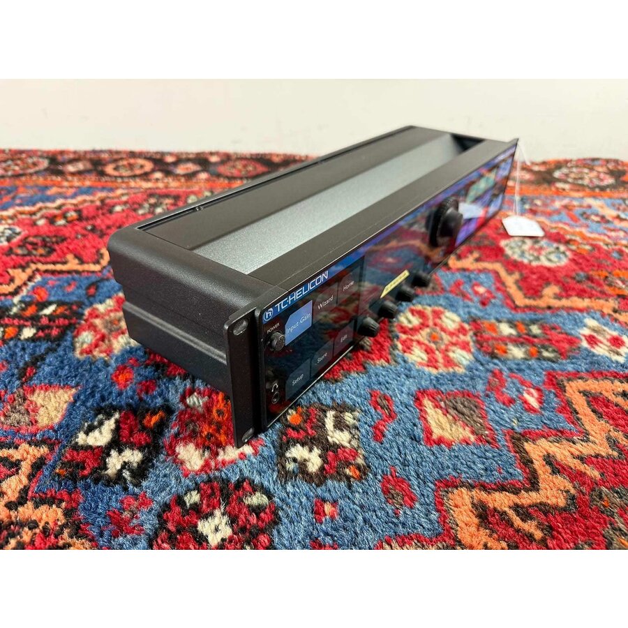 TC Helicon Voicelive Rack