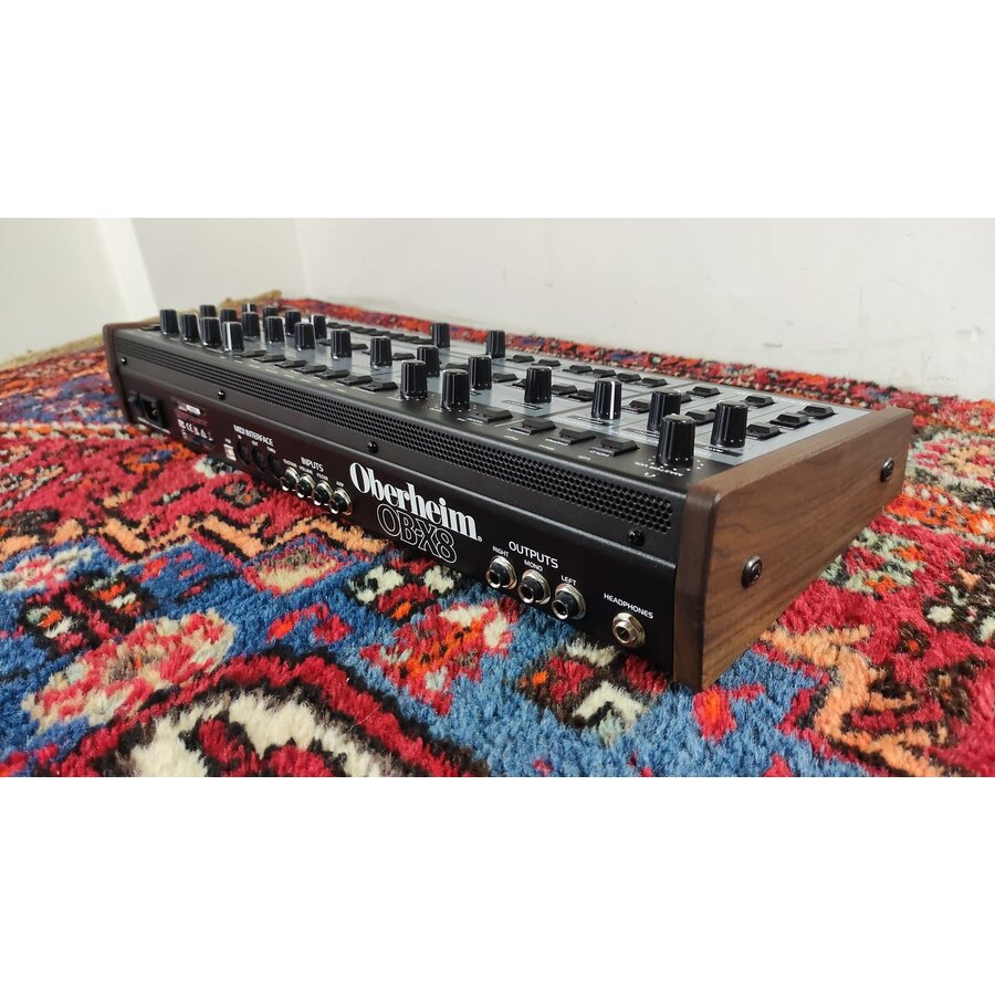 Oberheim OB-X8 Module