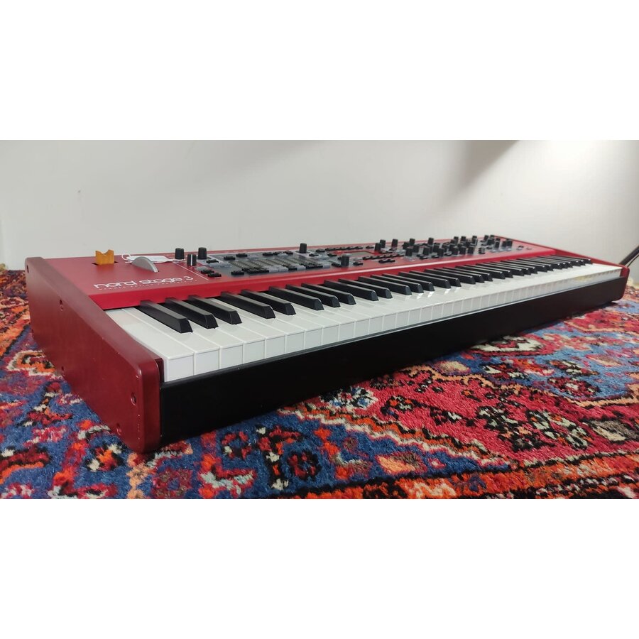 Nord Stage 3 HP76
