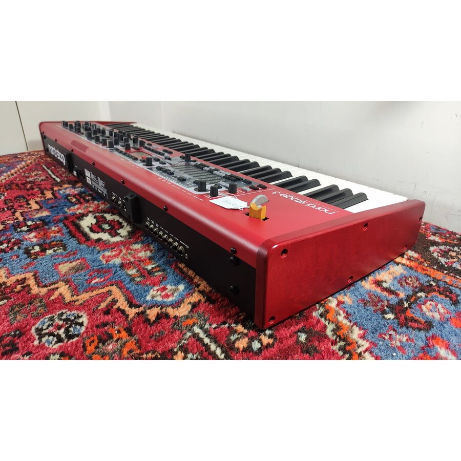 Nord Stage 3 HP76