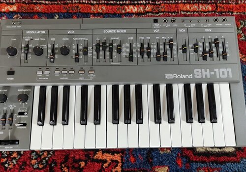 Roland Sh 101 + bag + modgrip + og power adapter + manual 