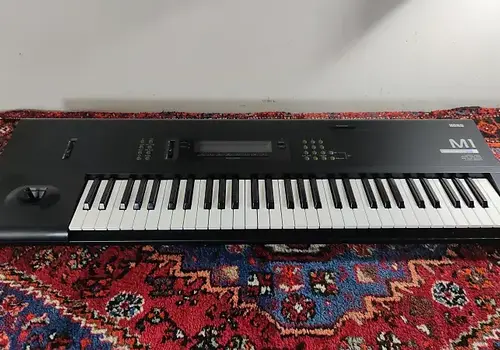 Korg M1 