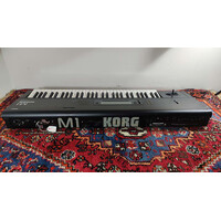 Korg M1 FOR PARTS ONLY!!!