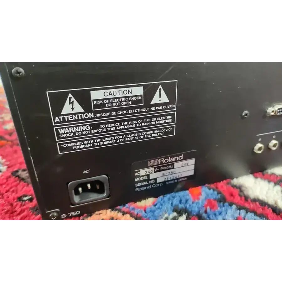 Roland  S750 + RC-100 (remote)