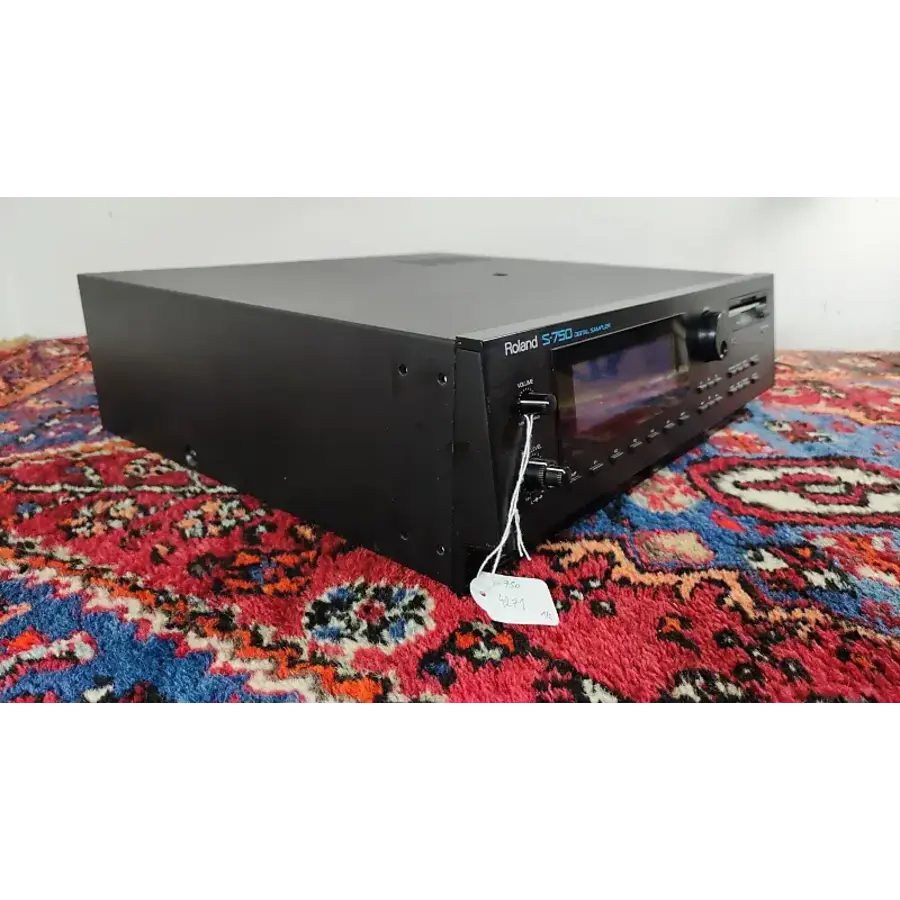 Roland  S750 + RC-100 (remote)